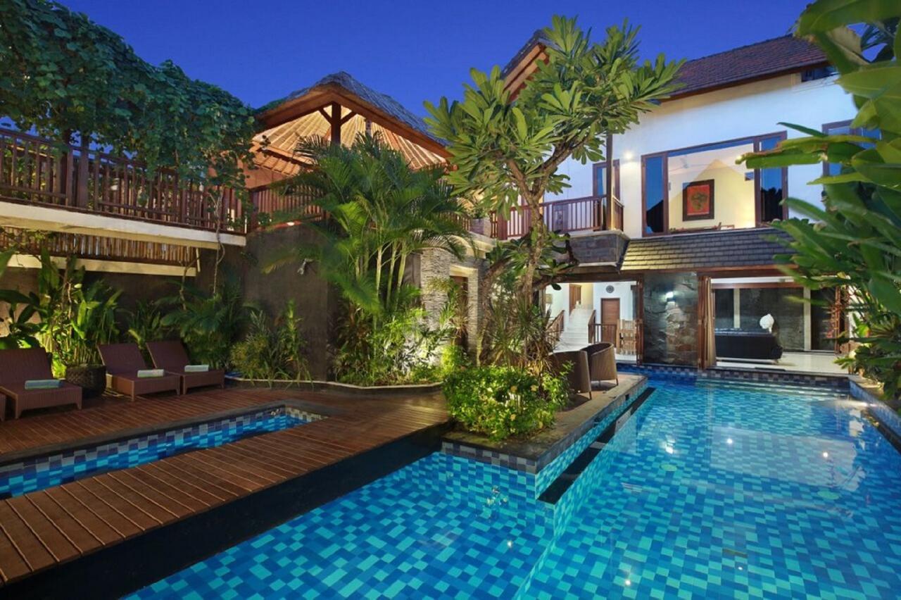 Villa Blue Seminyak Esterno foto