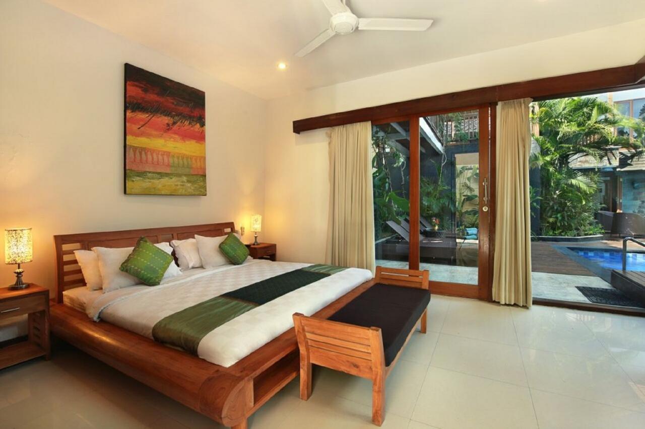 Villa Blue Seminyak Esterno foto